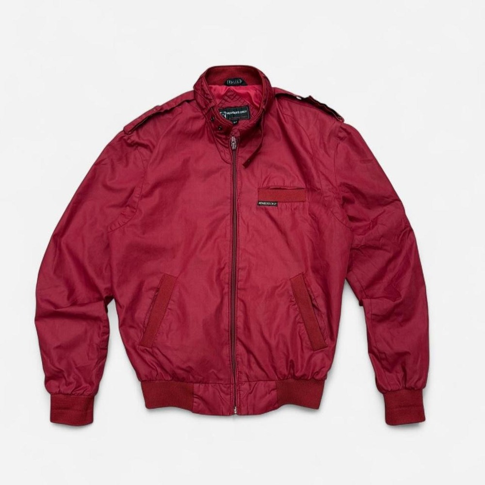 Members Only by Europe Craft 1980's vintage burgundy red bomber jacket size 34